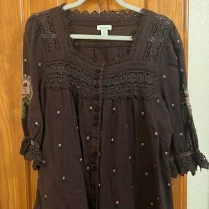 Sundance gauze top. 3/4 sleeves with embroidery